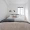 Ealing Gem 3 Bath, 2 En-Suite Flat with Parking - Ealing