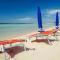 Two Steps From the Beach Villa - 新福卡