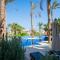 Nayah Stays, Ancient Sands Luxurious Pool Terrace Apartment - Hurghada