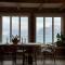 The Hidden Gem - Mountain & Beach View - Vikten