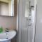 Brilliant 8 Berth Caravan Near Walton-On-The-Naze In Essex - 17023Nm