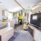 Beautiful 6 Berth Caravan At Southview Holiday Park In Skegness Ref 33031S