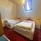 Seaside Holiday Cottage By The Beach In Beautiful Hemsby, Norfolk Ref 99006J