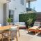Urban Oasis Balcony Apartment Backup Powered - Kapské Město