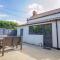 Stunning Cottage With A Private Hot Tub And Sauna In Norfolk Ref 99003Ac - Lessingham