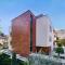 Residence by Vestibul Palace