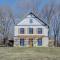 Luxury Barndo 2AS EuropeStyle Farm Stay Fresh Eggs - Jefferson City