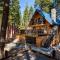 Modern Retro Tahoe Chic Chalet - تاهو سيتي