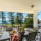 Arcoola 1 - Overlooking Main Beach -Holiday Yamba