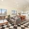 Arcoola 1 - Overlooking Main Beach -Holiday Yamba