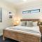 Arcoola 1 - Overlooking Main Beach -Holiday Yamba