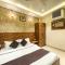 Hotel Nirvana Palace Near Parmarth Niketan Hotel Nirvana Palace Near Parmarth Niketan
