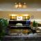 Crystal Cove Riverfront Resort