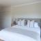 Classy Accommodation with Great Views - Cape St Francis