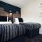 Sleeps14,Sauna,ColdPlunge,Hottub,xboxroom,XLgarden - Coed Ely