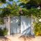 Le Mandala Moris Guesthouse Pointe aux Canonniers