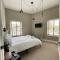 Chapel Houses, A collection of three townhouses A central collection that sleeps 10 - 金斯林