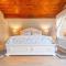 ADK Whiteface Chalet with Hot Tub, Dog Friendly! - 威尔明顿