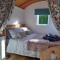 The Shepherd Hut - Carleen