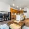 2BR Apt River Walk Luxury River with Pool Views and Gym - San Antonio