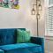 2BR Apt River Walk Luxury River with Pool Views and Gym - San Antonio