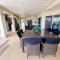 Tranquil Getaway With Pool, Outdoor Kitchen and Bar