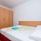 Apartments Jakov
