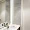 Luxury DoubleTree Hill10 Residence at i-City , free parking H2901 - Shah Alam