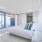 122 Camarque-Lavish lookout Penthouse