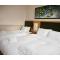 Uno Hotel Heathrow Windsor -FREE PARKING