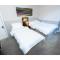 Uno Hotel Heathrow Windsor -FREE PARKING
