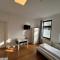 Zentrale 2-Zimmer-Monteurwohnung in Neumünster - Neumünster