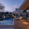 Greenvale Park Villas by Coastalbliss