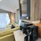Charles Alexander Short Stay - The Little Lytham Lodge - Moss Side