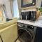 Charles Alexander Short Stay - The Little Lytham Lodge - Moss Side