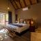 Vuyani Marula Lodge