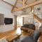 Paddock Barn, Bridgnorth - A modern converted barn - 布里奇诺斯