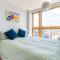 Flat in Canary Wharf with Amazing Views & Balcony - Londra