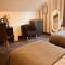 Charming Spacious Apartment, Kidderminster