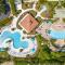 Cozy Condo w FREE Vista Cay Resort Access