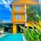 Flamingo Villa Homestay - Big Rooms with Balcony - Close to Hoi An Old Town 200m & Temple Bridge - Large Outside Pool for Sun Bathing