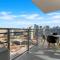 K2 Sky High Apartments with Stunning Chicago Views in West Loop - Чикаго