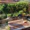 Beautiful sunlit rooms, 2 mins from beach, private garden - 布里德灵顿