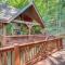 Mineral Bluff Bear Ridge Cabin with Hot Tub!