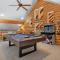 Spacious Mtn Manor, 1 Mi to Brian Head Resort! - 布赖恩峰