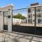 Pineda Suite # 202 with parking and housekeeping - 拉巴斯