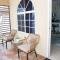 Tracey's Place - Portmore