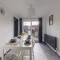 Modern 3 Bed House-Free Parking - كراملينجتون