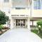 Sea and Lake Breeze 1BR Apt