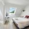 Modern & Spacious House with Wellness